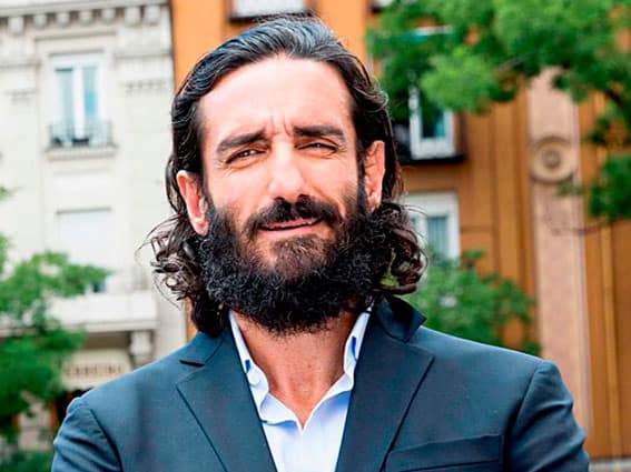 Personal Business Interviews – Alejandro Fernández Luengo