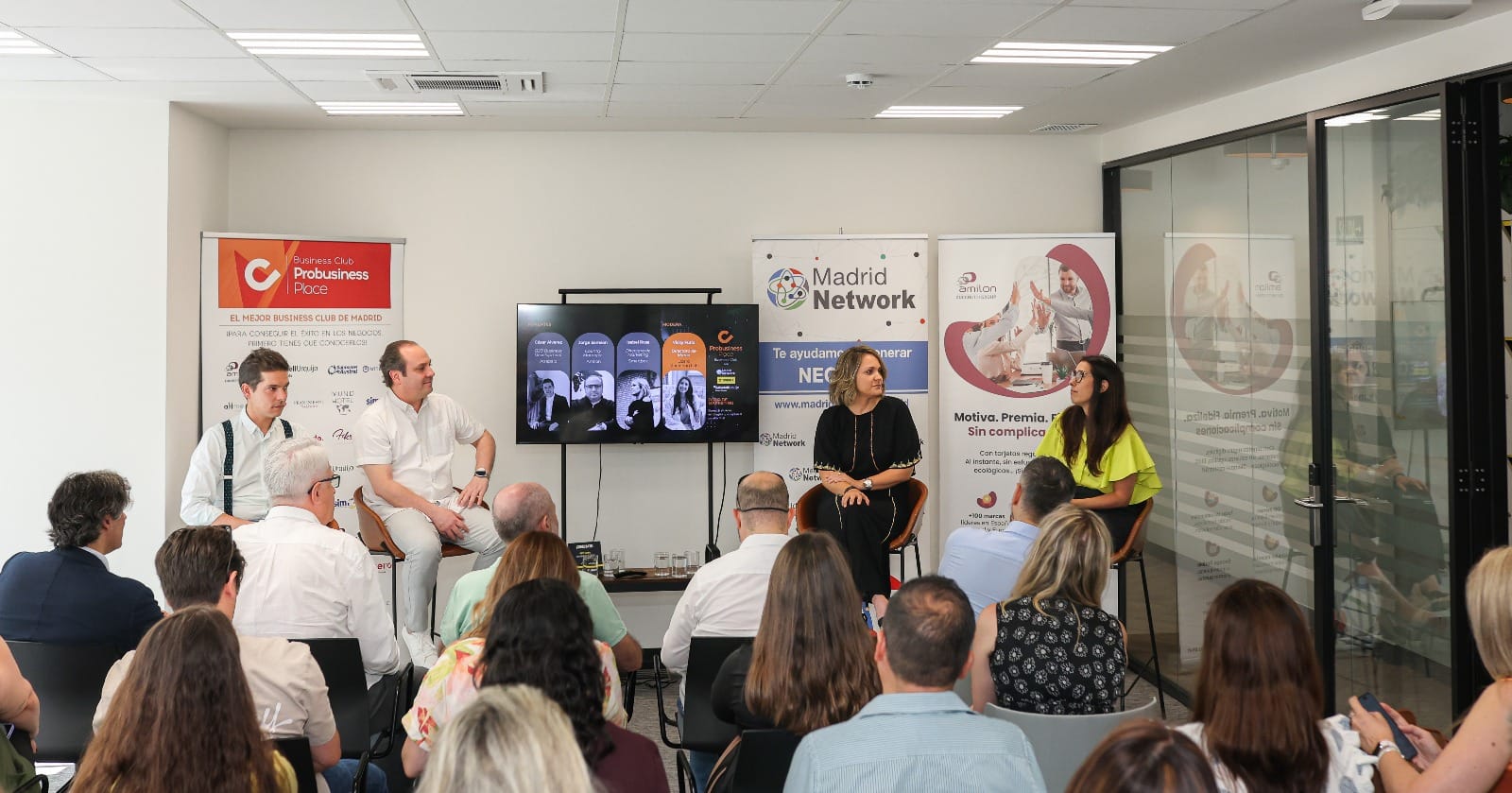 Foro de Marketing 2025: Estrategias para Conectar con el Usuario Final | ProBusiness Place